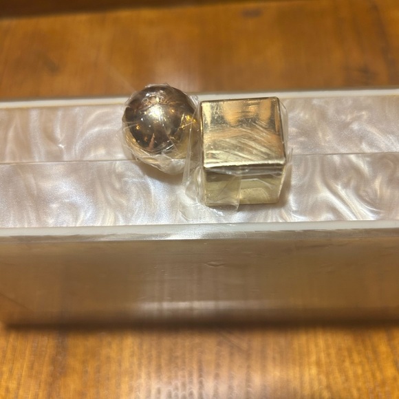 Vintage Cream & Pink Lucite Box Marbleized Crossbody - Picture 5 of 16